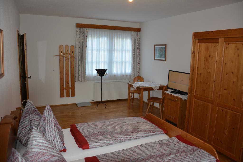 Weingut Seiner Vlg. Kraxner Villa Greisdorf Екстериор снимка