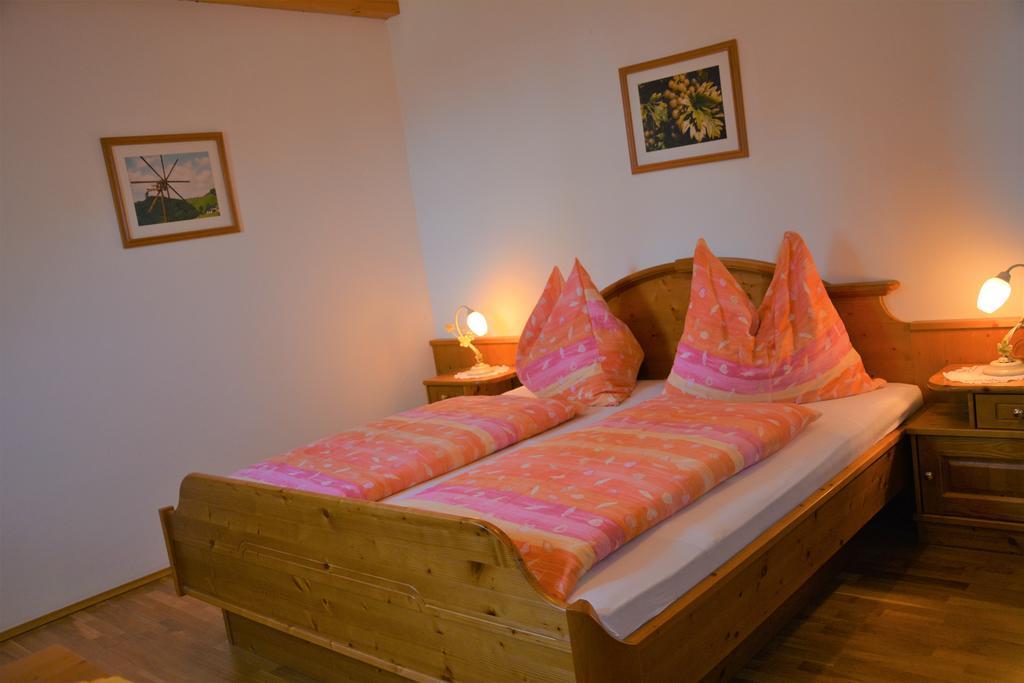Weingut Seiner Vlg. Kraxner Villa Greisdorf Екстериор снимка